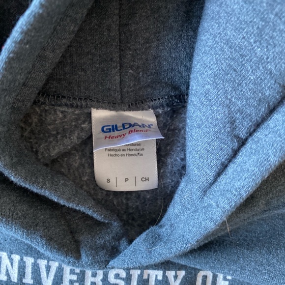 University of Toronto Hoodie - Picture 3 of 4